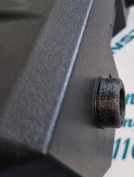 ZÜNDAPP Cockpit-​Kabelklemme – Ersatzteil Nr. 529-​16.168 für alle eckigen Cockpitgehäuse aus TPU Gummi wie CS GTS KS 25 50 80